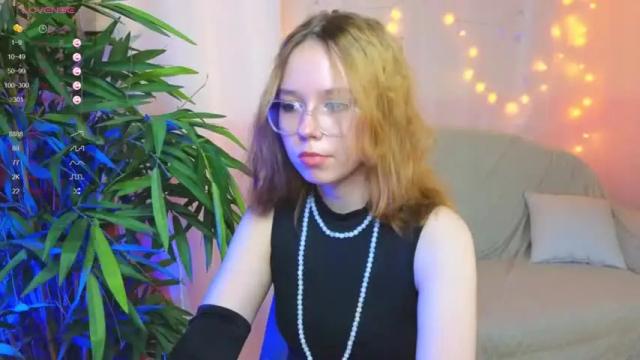 Thumbnail 2, mrs_cornel1a04's Stream at Chaturbate, 21 months ago