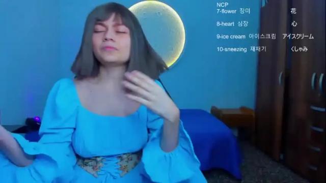 Image 11 of mrs_grinch Stream on Chaturbate on 17 months ago