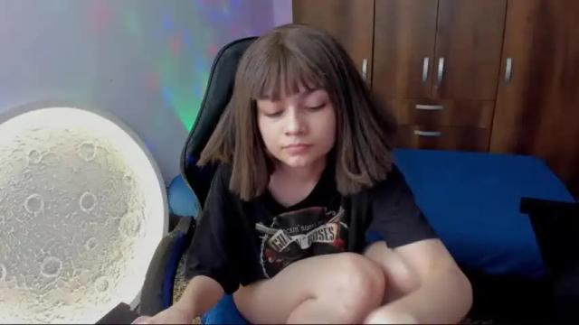 Thumbnail 3, mrs_grinch's Stream at Chaturbate, 16 months ago