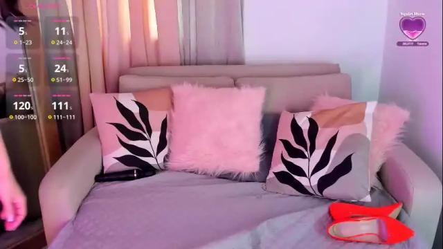 Image 4 of mrs_griseld Stream on Chaturbate on 3 days ago