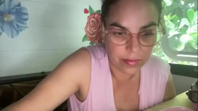 Image 4 of mrs_kinkie Stream on Chaturbate on 1 month ago