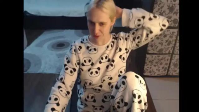 Image 2 of mrsluck Stream on Chaturbate on 2 months ago