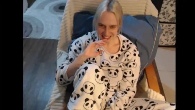 Image 3 of mrsluck Stream on Chaturbate on 2 months ago