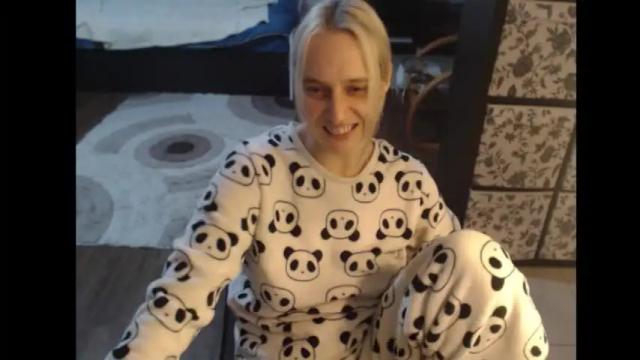 Image 10 of mrsluck Stream on Chaturbate on 2 months ago