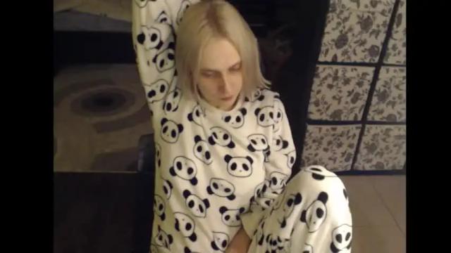 Image 4 of mrsluck Stream on Chaturbate on 26 days ago