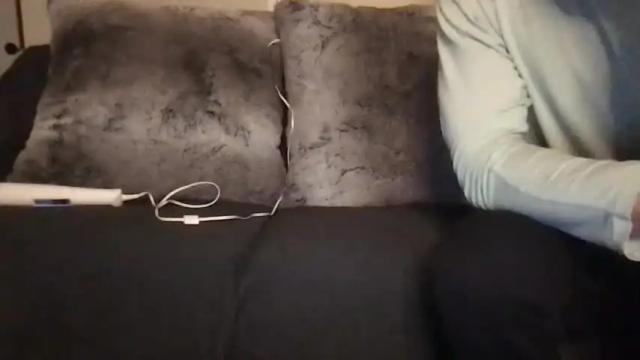 Image 6 of mrsstclair Stream on Chaturbate on 26 months ago