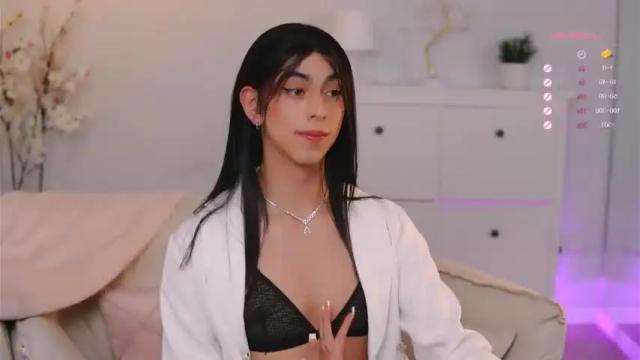 Image 2 of ms_lawless Stream on Chaturbate on 13 months ago