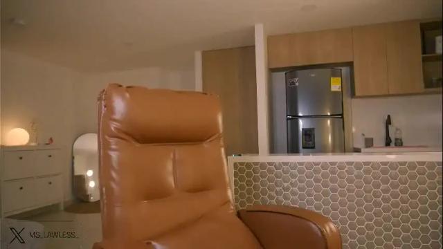 Image 2 of ms_lawless Stream on Chaturbate on 1 month ago