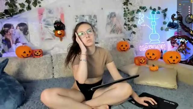 Image 10 of ms_lora Stream on Chaturbate on 20 months ago