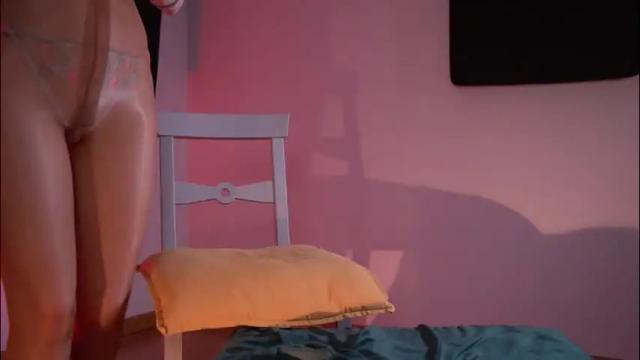 Image 8 of ms_lorelei Stream on Chaturbate on 18 days ago