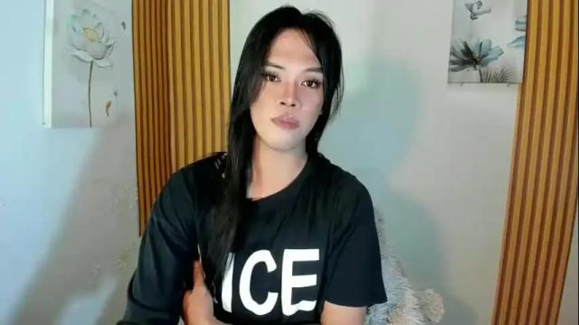 Image 12 of ms_selenaxx Stream on Chaturbate on 3 months ago