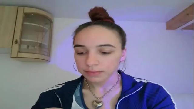Image 3 of ms_sophiee Stream on Chaturbate on 7 months ago