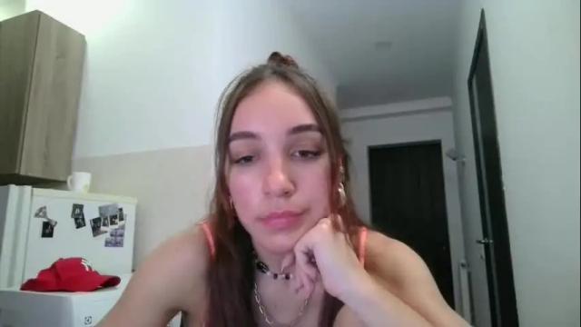 Image 2 of ms_sophiee Stream on Chaturbate on 7 months ago