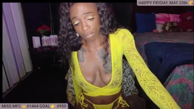 Image 8 of ms_waterworks Stream on Chaturbate on 28 days ago