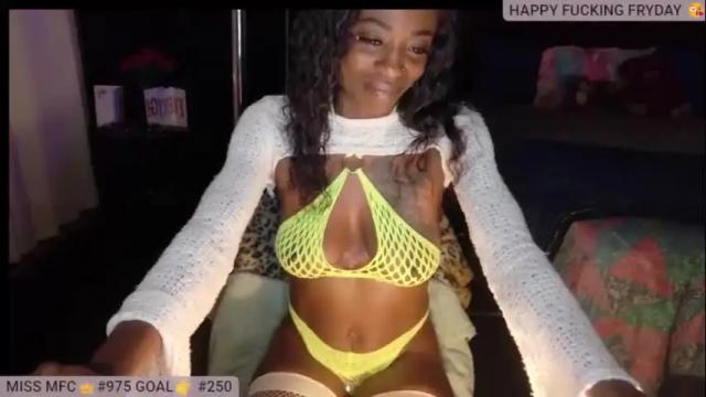Image 8 of ms_waterworks Stream on Chaturbate on 14 days ago