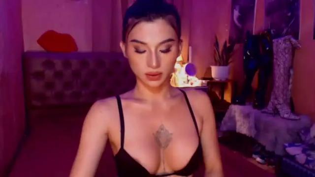 Image 2 of msasianbigcockts Stream on Chaturbate on 14 months ago