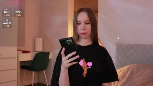 Image 6 of msaura Stream on Chaturbate on 22 days ago