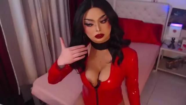 Image 4 of msgoldencum Stream on Chaturbate on 16 months ago