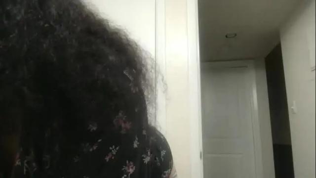 Image 6 of msjonemillion Stream on Chaturbate on 2 months ago