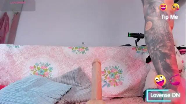 Image 2 of msschloee Stream on Chaturbate on 8 days ago