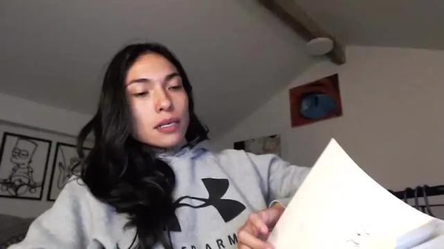 Image 4 of mulan_o Stream on Chaturbate on 13 months ago