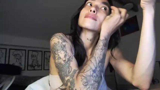 Image 2 of mulan_o Stream on Chaturbate on 13 months ago