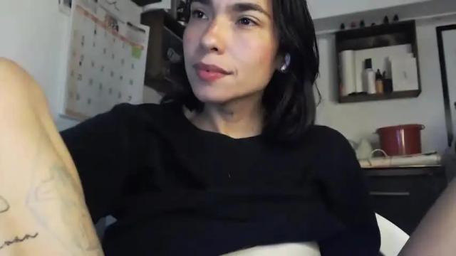Image 11 of mulan_o Stream on Chaturbate on 13 months ago