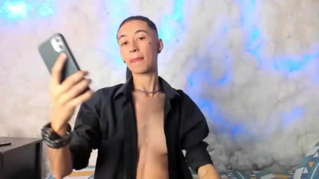 Image 4 of mulan_sheng69 Stream on Chaturbate on 16 months ago