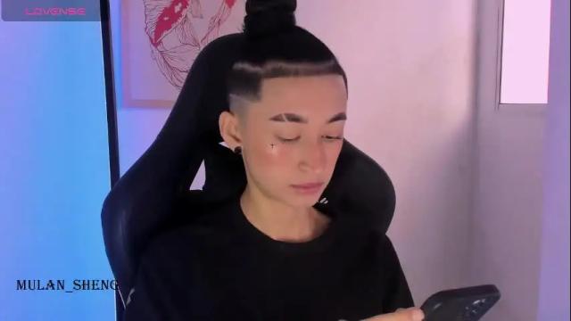 Image 3 of mulan_sheng69 Stream on Chaturbate on 1 month ago
