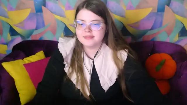 Image 7 of muriel_lee Stream on Chaturbate on 15 months ago