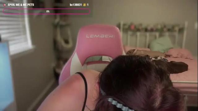 Thumbnail 1, musclemommy426347's Stream at Chaturbate, 1 month ago