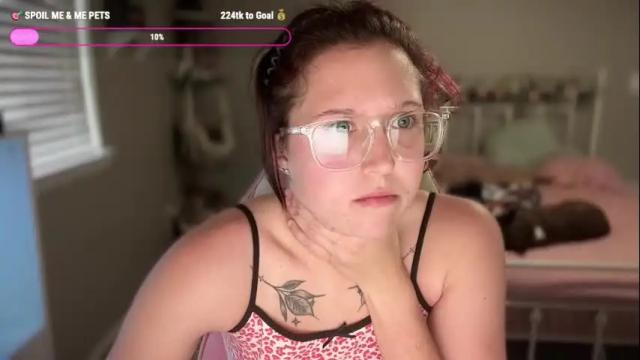 Image 2 of musclemommy426347 Stream on Chaturbate on 1 month ago