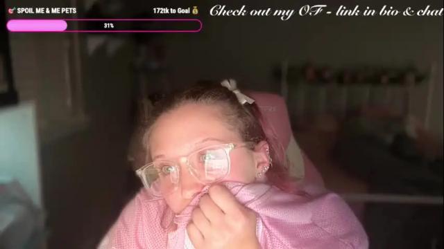 Image 6 of musclemommy426347 Stream on Chaturbate on 1 month ago