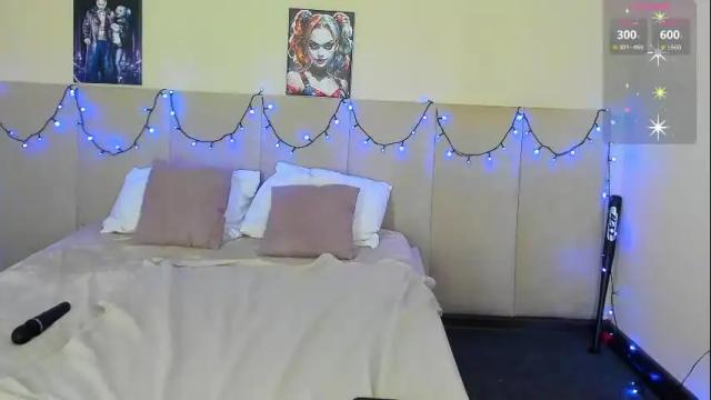 Image 2 of musclexxxbarbie Stream on Chaturbate on 2 months ago