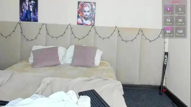 Image 3 of musclexxxbarbie Stream on Chaturbate on 2 months ago
