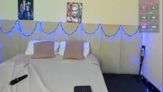 Image 7 of musclexxxbarbie Stream on Chaturbate on 2 months ago