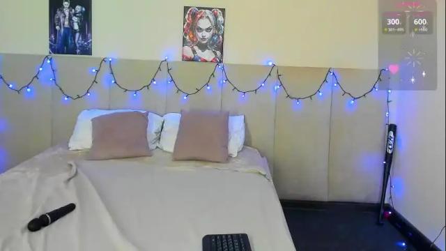 Image 8 of musclexxxbarbie Stream on Chaturbate on 2 months ago