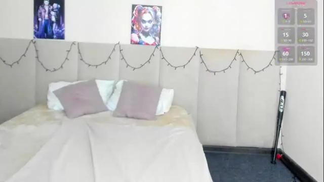 Image 7 of musclexxxbarbie Stream on Chaturbate on 2 months ago