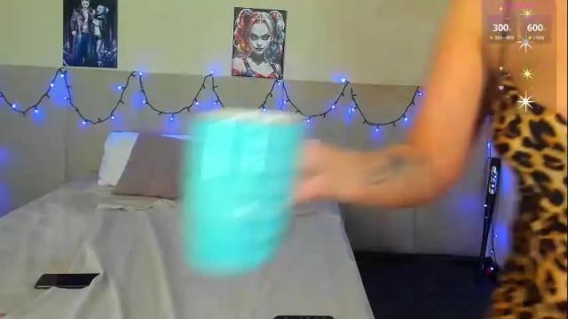 Image 12 of musclexxxbarbie Stream on Chaturbate on 2 months ago