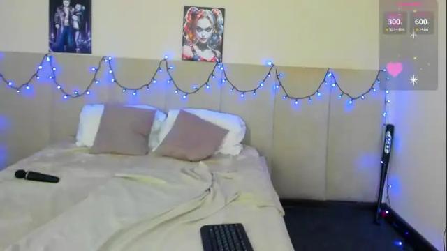 Image 2 of musclexxxbarbie Stream on Chaturbate on 2 months ago