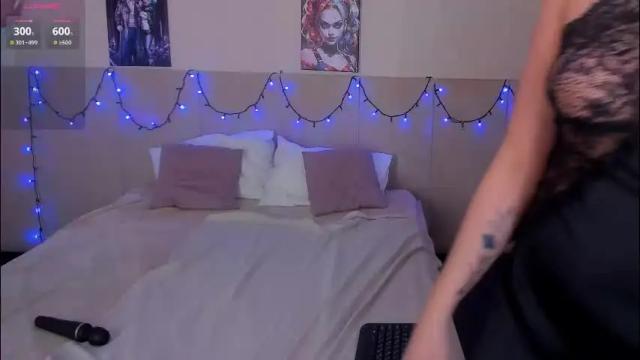 Image 11 of musclexxxbarbie Stream on Chaturbate on 1 month ago