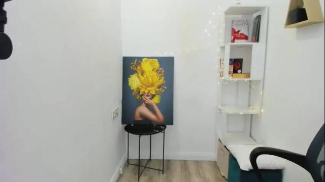 Image 11 of museofheart Stream on Chaturbate on 25 days ago