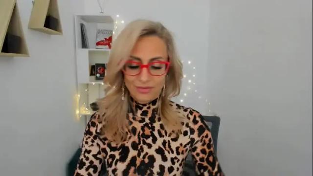 Image 12 of museofstage Stream on Chaturbate on 15 days ago