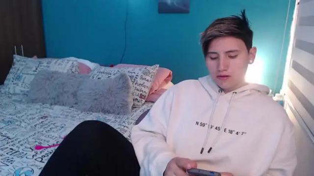 Image 2 of musicayluna Stream on Chaturbate on 13 months ago