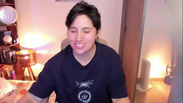 Image 4 of musicayluna Stream on Chaturbate on 7 days ago
