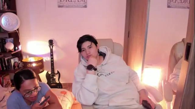 Image 4 of musicayluna Stream on Chaturbate on 1 month ago