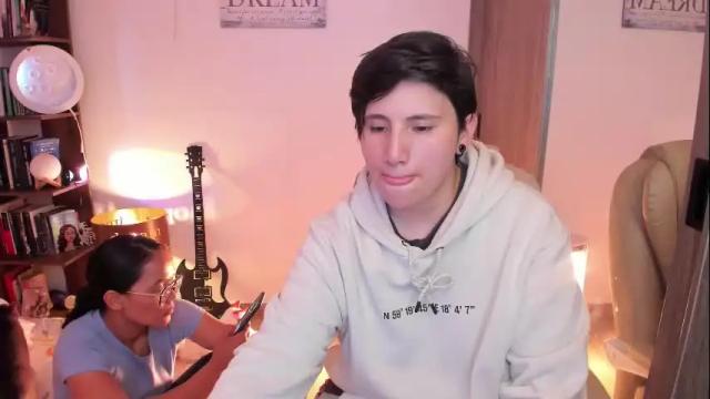 Image 6 of musicayluna Stream on Chaturbate on 1 month ago