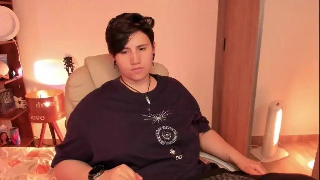Image 11 of musicayluna Stream on Chaturbate on 1 month ago
