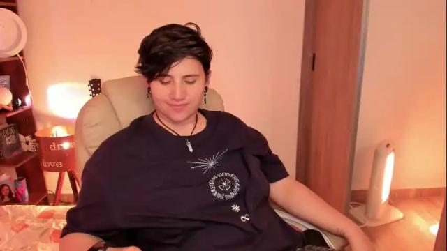Image 12 of musicayluna Stream on Chaturbate on 1 month ago