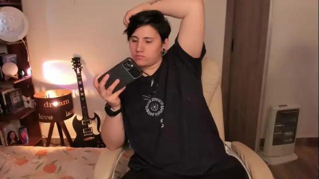 Image 4 of musicayluna Stream on Chaturbate on 1 month ago